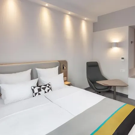 Express - Hauptbahnhof By Ihg 3*