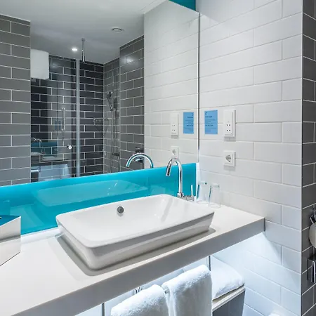 Hotel Express - Hauptbahnhof By Ihg