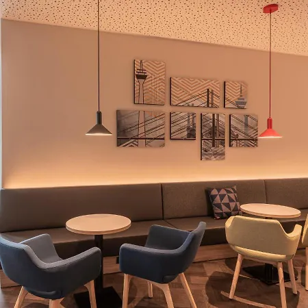 Hotel Express - Hauptbahnhof By Ihg Dusseldorf