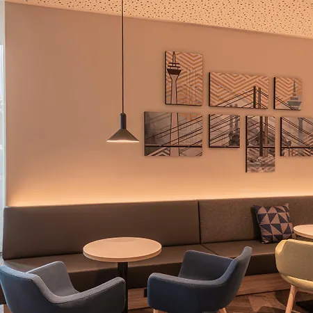 Express - Hauptbahnhof By Ihg Hotel Dusseldorf