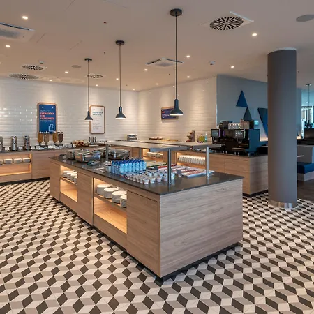 Hotel Express - Hauptbahnhof By Ihg Dusseldorf