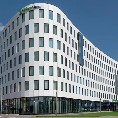 Express - Hauptbahnhof By Ihg 3*
