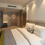 Hotel Express - Hauptbahnhof By Ihg