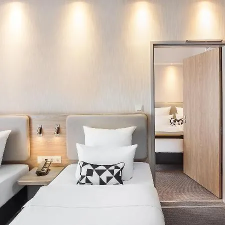 Express - Hauptbahnhof, An Ihg