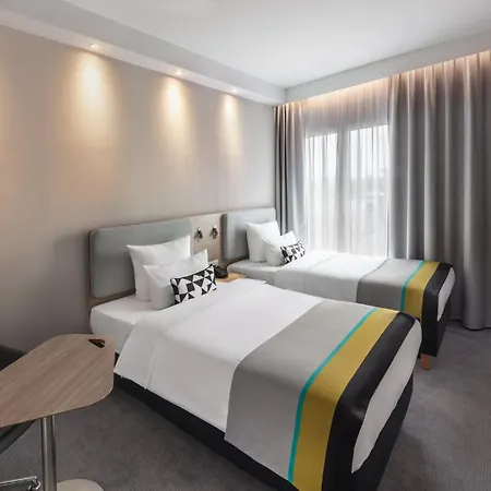 Express - Hauptbahnhof By Ihg 3*