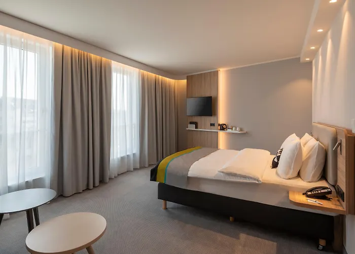 Express - Hauptbahnhof By Ihg 3*