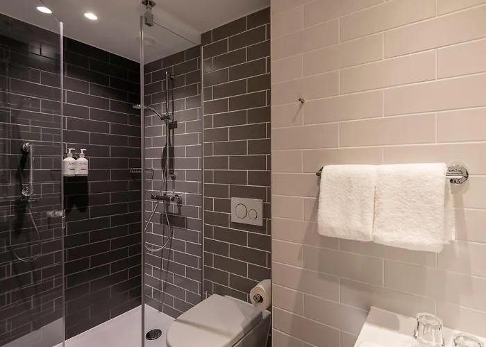 Hotel Express - Hauptbahnhof By Ihg