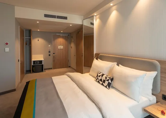 Hotel Express - Hauptbahnhof By Ihg 3*