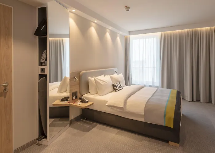 Express - Hauptbahnhof By Ihg 3*