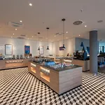 Express - Hauptbahnhof By Ihg Отель