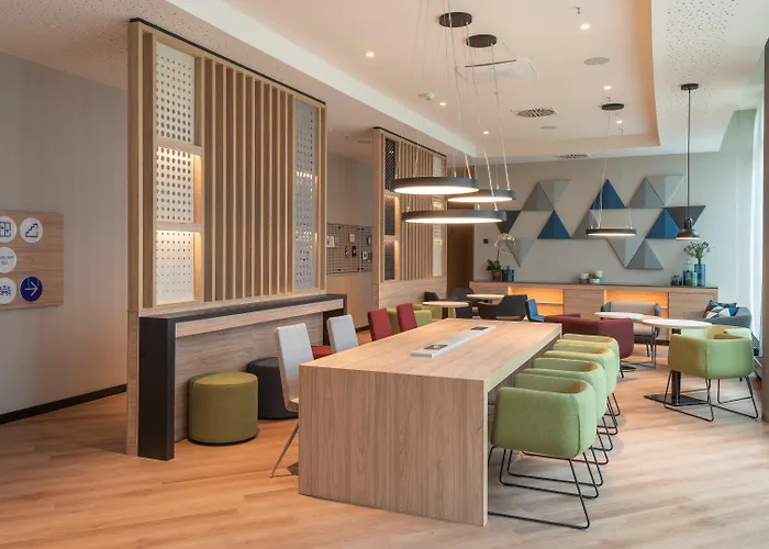 Express - Hauptbahnhof By Ihg Отель